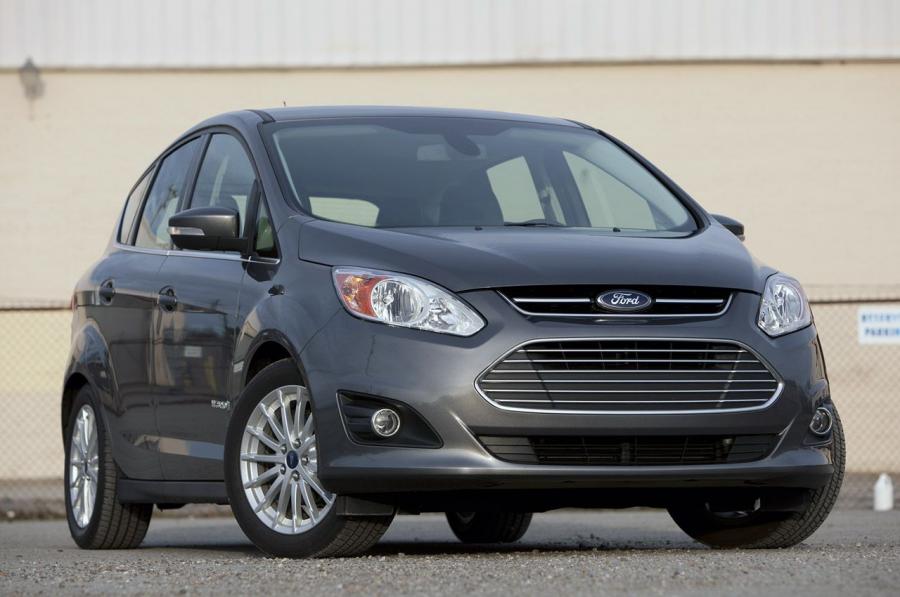  Ford C-Max Hybrid 2013 года  (фото 34 из 35)